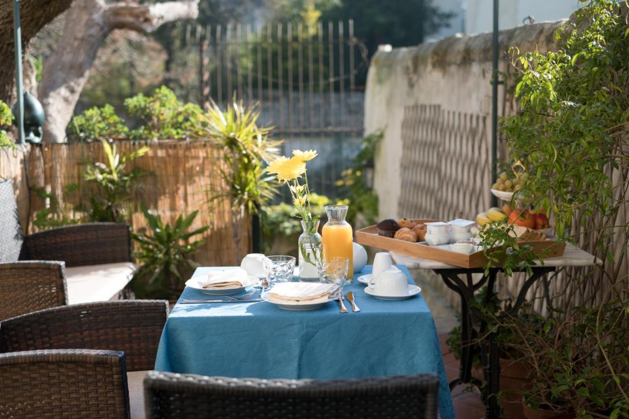Palazzo Bernardini Suites Lecce Zewnętrze zdjęcie