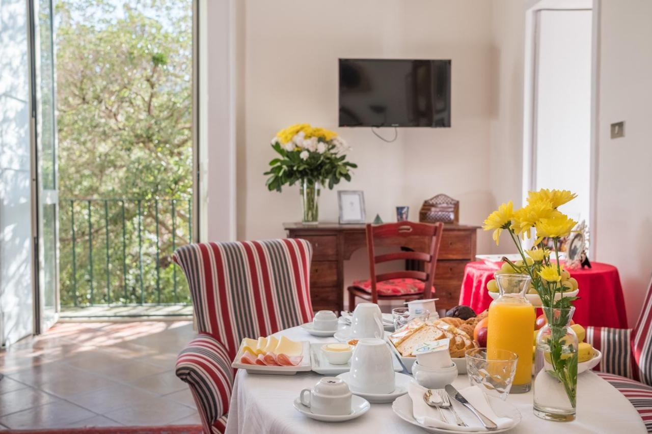 Palazzo Bernardini Suites Lecce Zewnętrze zdjęcie