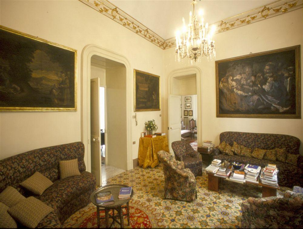 Palazzo Bernardini Suites Lecce Zewnętrze zdjęcie